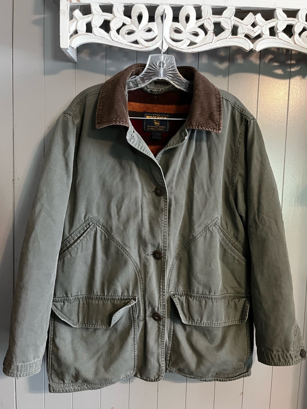 Vintage Woolrich Ladies Chore Coat /Barn Coat Wool lined olive green /corduroy